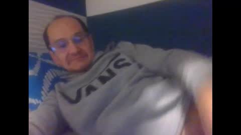Snapshot of pichoun71 chatting on February 2025 06:26:02 PM pichoun71 online show from February 2025 06:26:02 PM