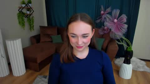 Emelie online show from November 2025 07:29:01 PM