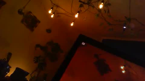 Snapshot of pielli chatting on April 2026 09:35:01 PM pielli online show from April 2026 09:35:01 PM