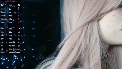 Piera online show from November 2025 07:36:02 PM