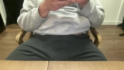 pierced_leather online show from January 2025 07:00:02 AM