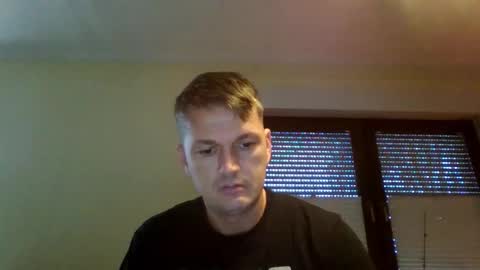 Snapshot of piercingsxxx chatting on November 2025 10:21:01 AM piercingsxxx online show from November 2025 10:21:01 AM