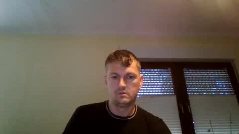 Snapshot of piercingsxxx chatting on May 2026 07:05:01 AM piercingsxxx online show from May 2026 07:05:01 AM