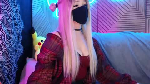 Sonya online show from April 2026 11:14:02 PM