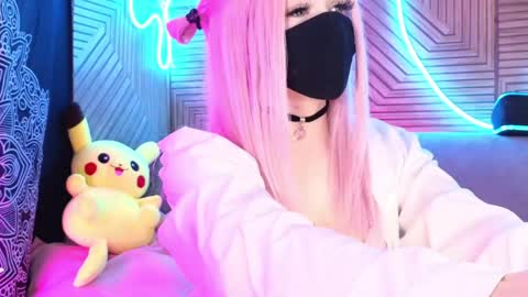 Sonya online show from May 2026 10:59:02 PM