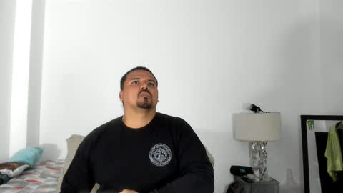 pikoro_gomez online show from October 2025 12:19:02 AM