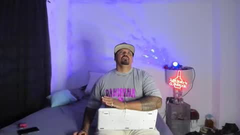 Snapshot of pikoro_gomez chatting on April 2026 01:18:02 AM pikoro_gomez online show from April 2026 01:18:02 AM
