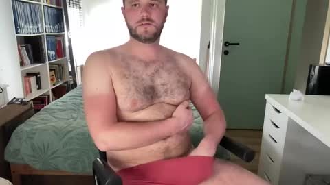 pilou online show from May 2026 12:43:01 PM