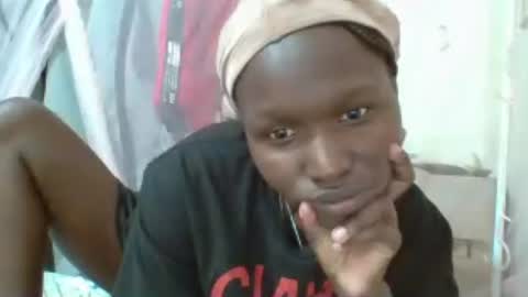 Snapshot of pinah1997 chatting on July 2026 07:37:01 AM pinah1997 online show from July 2026 07:37:01 AM