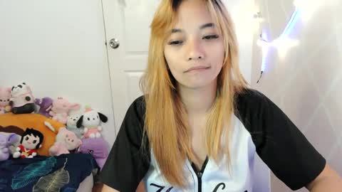 Snapshot of pinay_beauty14 chatting on January 2025 04:27:02 AM pinay beauty14 online show from January 2025 04:27:02 AM