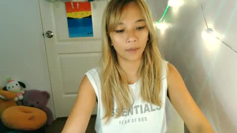Snapshot of pinay_beauty14 chatting on February 2025 10:58:01 PM pinay beauty14 online show from February 2025 10:58:01 PM