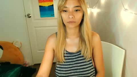 Snapshot of pinay_beauty14 chatting on February 2025 09:33:02 PM pinay beauty14 online show from February 2025 09:33:02 PM