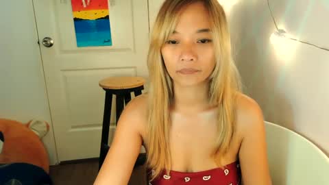 Snapshot of pinay_beauty14 chatting on March 2025 01:48:01 AM pinay beauty14 online show from March 2025 01:48:01 AM