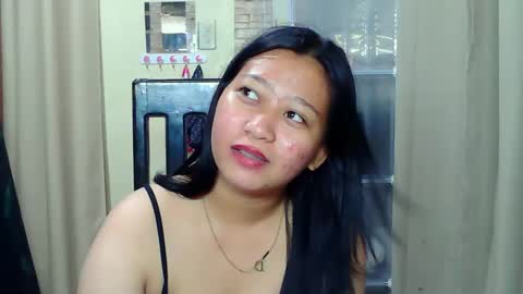 Snapshot of pinay_dhalia chatting on September 2025 01:49:01 AM Dhalia online show from September 2025 01:49:01 AM