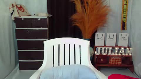 Snapshot of pinay_dhalia chatting on October 2025 12:49:02 PM Dhalia online show from October 2025 12:49:02 PM