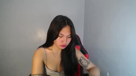 Jen online show from November 2025 11:07:02 PM