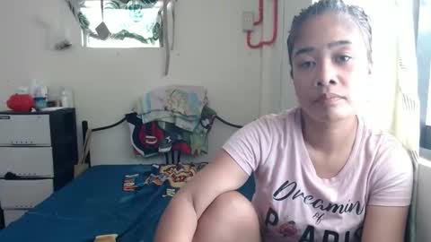 Snapshot of pinay_sexy09 chatting on May 2026 03:24:01 AM pinay online show from May 2026 03:24:01 AM