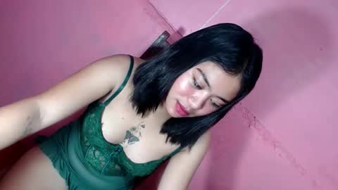 Snapshot of pinay_shinexxx chatting on June 2026 01:39:01 AM pinay_shinexxx online show from June 2026 01:39:01 AM