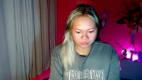 Snapshot of pinay_sweetlenatashaxx chatting on October 2025 10:24:01 AM call me natasha online show from October 2025 10:24:01 AM