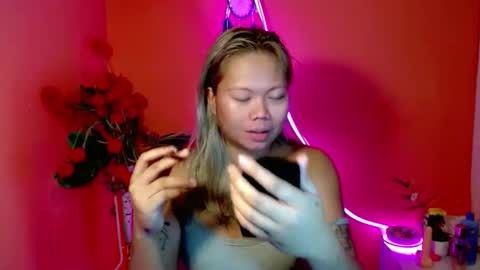 Snapshot of pinay_sweetlenatashaxx chatting on October 2025 05:35:01 PM call me natasha online show from October 2025 05:35:01 PM