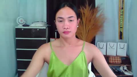 Snapshot of pinaycutie_jilian chatting on October 2025 01:58:01 AM jilian online show from October 2025 01:58:01 AM