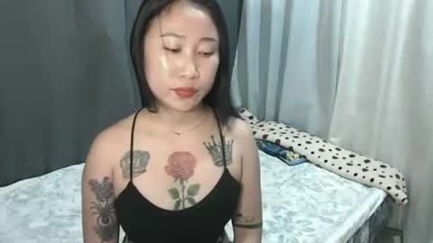 yumie  online show from April 2026 12:32:01 AM