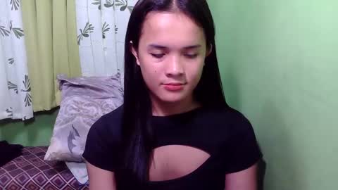 pinaymorena_rhowe online show from December 2024 04:55:02 PM