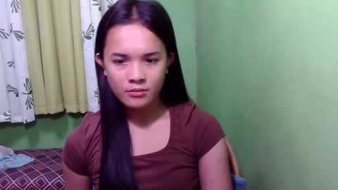 pinaymorena_rhowe online show from December 2024 03:00:01 AM
