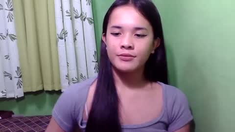 pinaymorena_rhowe online show from December 2024 01:36:02 PM