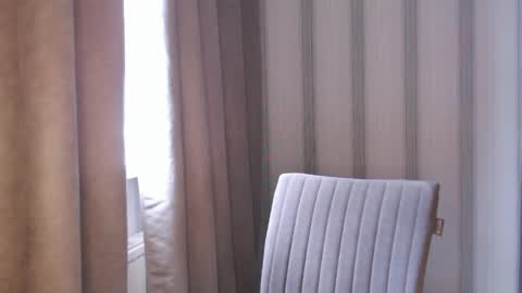       online show from April 2026 06:51:01 AM