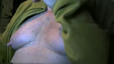 pinguin701 online show from September 2025 05:02:02 AM