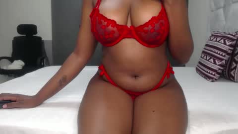 Snapshot of pink_nova chatting on May 2026 05:07:01 PM pinkyy online show from May 2026 05:07:01 PM