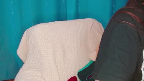 Snapshot of pink_pikachu_ chatting on December 2024 08:42:01 PM Pikachu pika online show from December 2024 08:42:01 PM