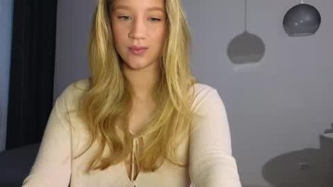   online show from November 2025 03:28:01 AM