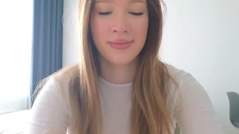   online show from April 2026 03:18:01 AM