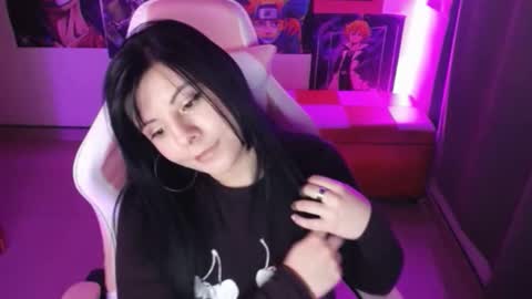 pink_yuii online show from February 2026 11:20:01 PM