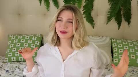 Snapshot of pinkadele chatting on November 2025 02:40:02 PM Adele online show from November 2025 02:40:02 PM