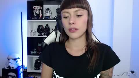 Emily online show from September 2025 06:45:01 PM