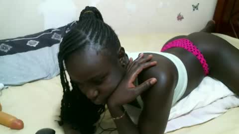 Snapshot of pinkiey_ chatting on November 2025 08:14:01 PM pinky online show from November 2025 08:14:01 PM