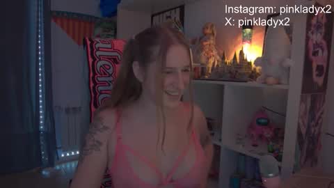 Snapshot of pinkladyx2 chatting on January 2026 09:18:01 PM pinkladyx2 online show from January 2026 09:18:01 PM