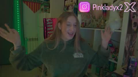 Snapshot of pinkladyx2 chatting on January 2026 09:38:02 PM pinkladyx2 online show from January 2026 09:38:02 PM