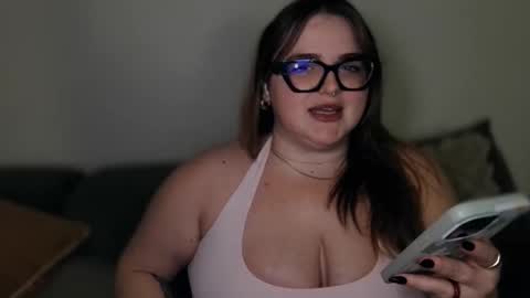 Snapshot of pinkmercedes33 chatting on November 2025 10:53:02 PM Princess Mercedes online show from November 2025 10:53:02 PM