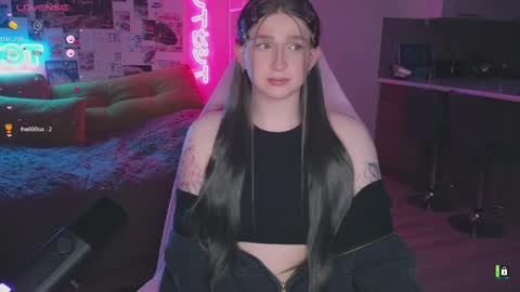 pinkvenom_ online show from April 2026 06:09:01 PM