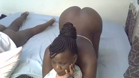 pinky online show from October 2025 08:00:02 PM