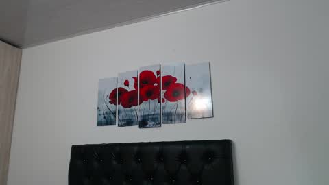 Snapshot of pinky_f00x chatting on October 2025 11:02:01 PM pinky_f00x online show from October 2025 11:02:01 PM