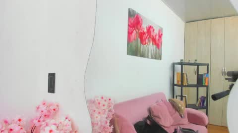 pinky_f00x online show from June 2026 07:29:01 PM