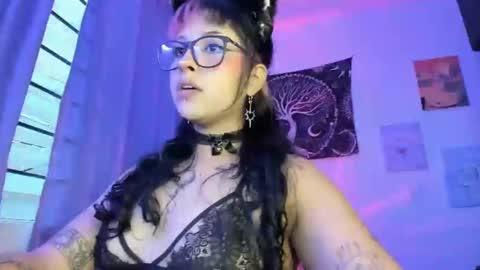 pinky_promiseex online show from October 2025 10:43:02 PM
