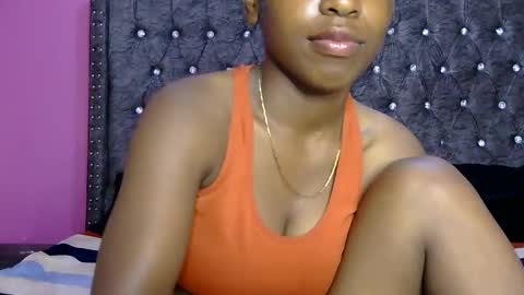 Snapshot of pinky_vy chatting on January 2025 03:58:01 PM pinky online show from January 2025 03:58:01 PM