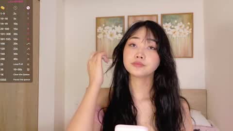 Polly online show from April 2026 09:03:01 AM