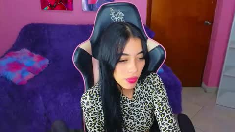 pinkygirl20 online show from October 2025 04:57:02 AM